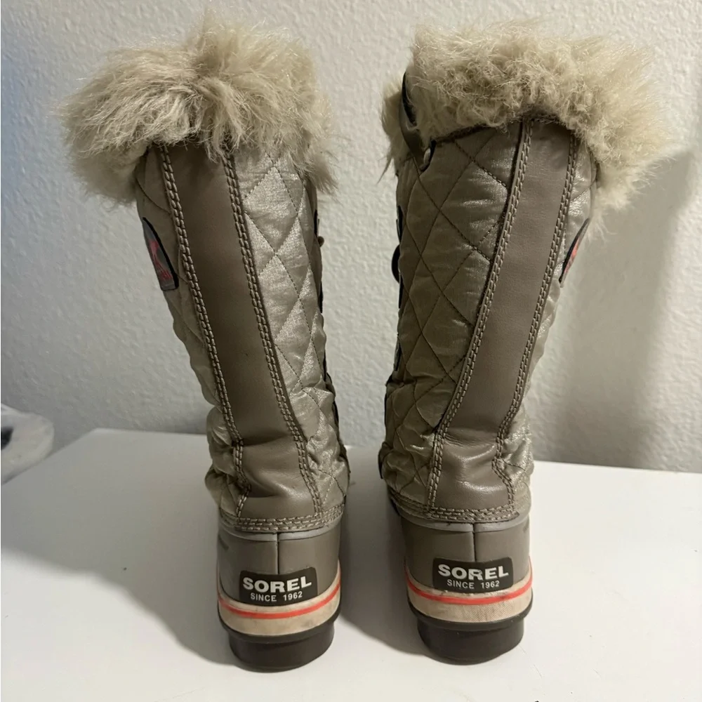 Sorel Women's Tan and White Winter Boots - Picture 7 of 9